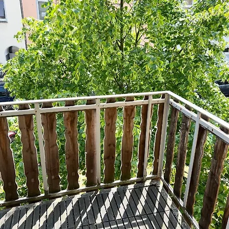 Apartament 2-bedroom With Kitchen And Garden, Fast To Dusseldorf Messe *